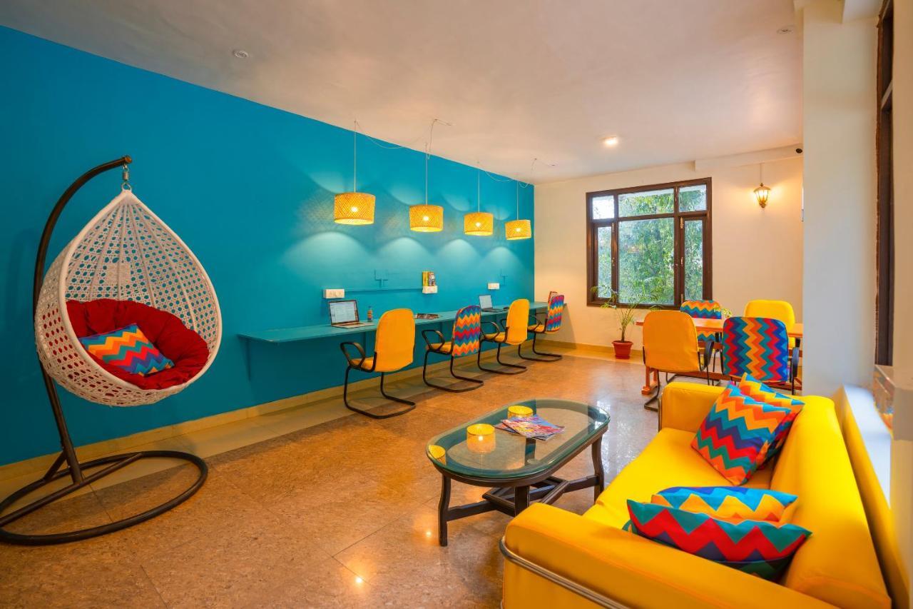 goSTOPS Mukteshwar Exterior foto
